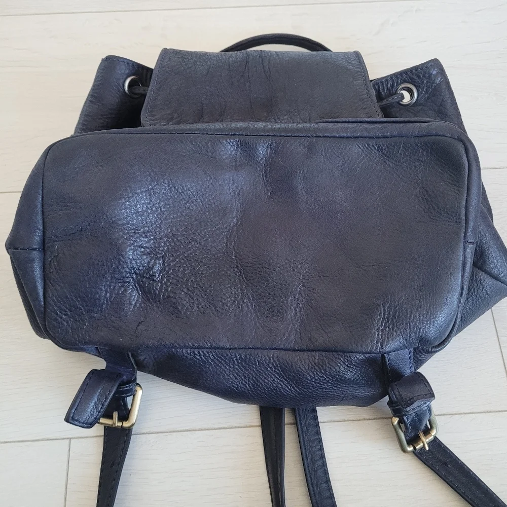 Authentic Soft Italian Leather Drawstring Backpack - Picture 12 of 15